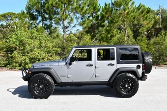 2016 Jeep Wrangler Unlimited Rubicon - miniatura 24