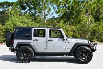 2016 Jeep Wrangler Unlimited Rubicon - miniatura 31
