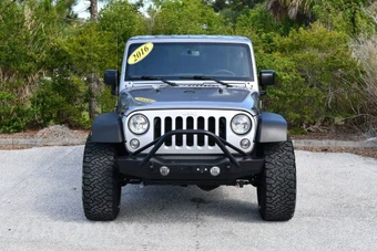 2016 Jeep Wrangler Unlimited Rubicon - miniatura 34