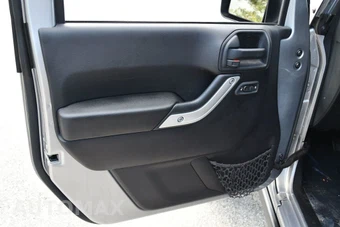 2016 Jeep Wrangler Unlimited Rubicon - miniatura 38