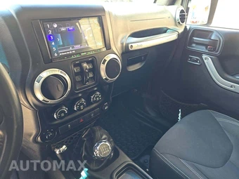 2016 Jeep Wrangler Unlimited Rubicon - miniatura 10