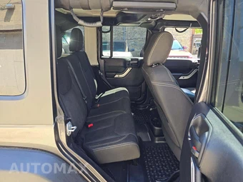 2016 Jeep Wrangler Unlimited Rubicon - miniatura 16