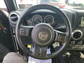2016 Jeep Wrangler Unlimited Rubicon - miniatura 10