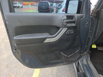 2016 Jeep Wrangler Unlimited Rubicon - miniatura 9
