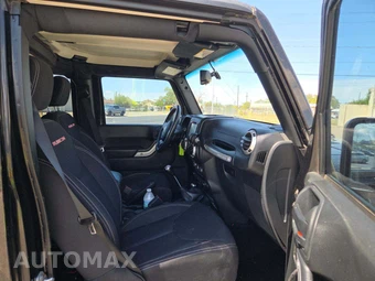2016 Jeep Wrangler Unlimited Rubicon - miniatura 15