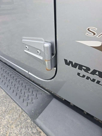 2016 Jeep Wrangler Unlimited Sahara - miniatura 29