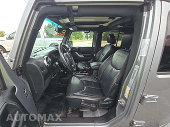 2016 Jeep Wrangler Unlimited Sahara - miniatura 6