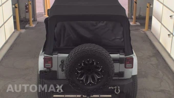 2016 Jeep Wrangler Unlimited Sahara - miniatura 6