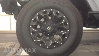 2016 Jeep Wrangler Unlimited Sahara - miniatura 9