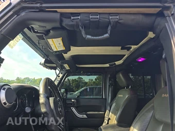 2016 Jeep Wrangler Unlimited Sahara - miniatura 18