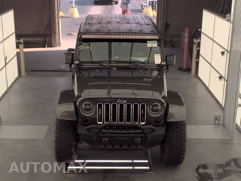 2016 Jeep Wrangler Unlimited Sahara - miniatura 2