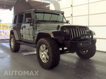 2016 Jeep Wrangler Unlimited Sahara - miniatura 3