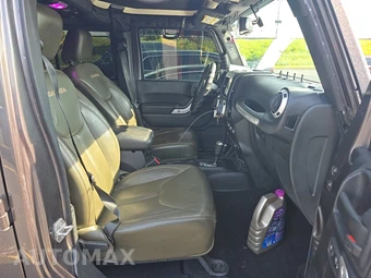 2016 Jeep Wrangler Unlimited Sahara - miniatura 8