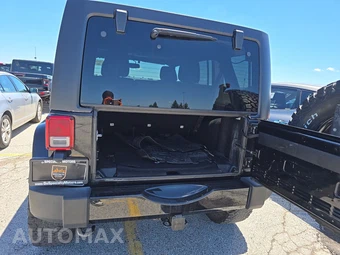 2016 Jeep Wrangler Unlimited Sahara - miniatura 16