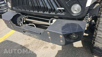 2016 Jeep Wrangler Unlimited Sahara - miniatura 42