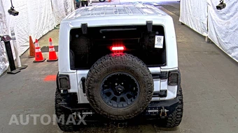 2016 Jeep Wrangler Unlimited Sahara - miniatura 5