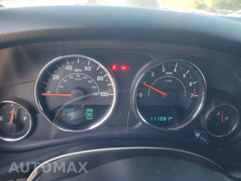 2016 Jeep Wrangler Unlimited Sahara - miniatura 12