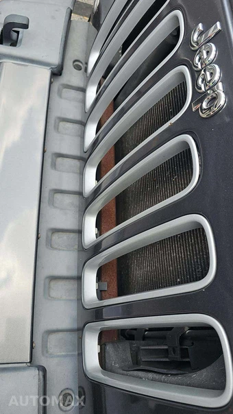 2016 Jeep Wrangler Unlimited Sahara - miniatura 19