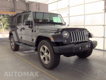 2016 Jeep Wrangler Unlimited Sahara - miniatura 3