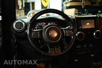 2016 Jeep Wrangler Unlimited Sahara - miniatura 14