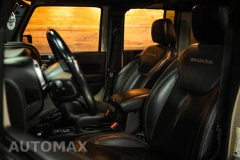 2016 Jeep Wrangler Unlimited Sahara - miniatura 9