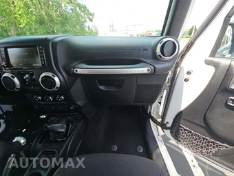 2016 Jeep Wrangler Unlimited Sahara - miniatura 19