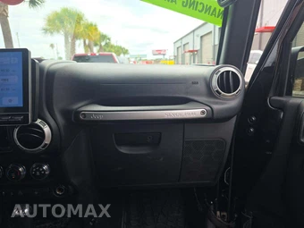 2016 Jeep Wrangler Unlimited Sahara - miniatura 19