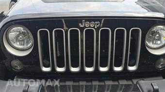 2016 Jeep Wrangler Unlimited Sahara - miniatura 20
