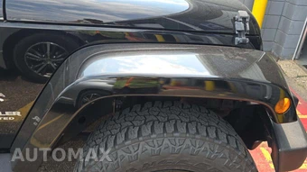 2016 Jeep Wrangler Unlimited Sahara - miniatura 23
