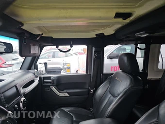2016 Jeep Wrangler Unlimited Sahara - miniatura 14