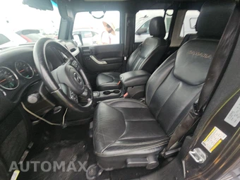 2016 Jeep Wrangler Unlimited Sahara - miniatura 7