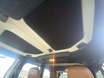 2016 Jeep Wrangler Unlimited Sahara - miniatura 8