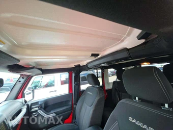 2016 Jeep Wrangler Unlimited Sahara - miniatura 8