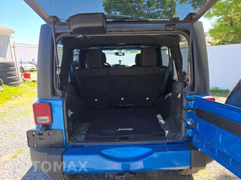 2016 Jeep Wrangler Unlimited Sahara - miniatura 14
