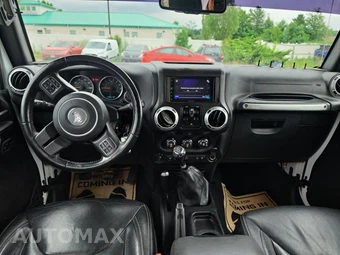2016 Jeep Wrangler Unlimited Sahara - miniatura 14