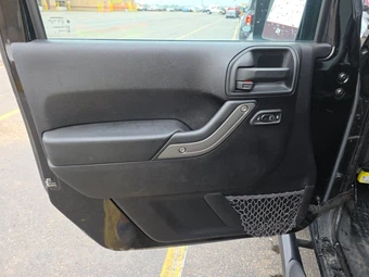 2016 Jeep Wrangler Unlimited Sport - miniatura 9
