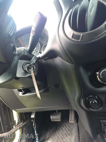 2016 Jeep Wrangler Unlimited Sport - miniatura 8