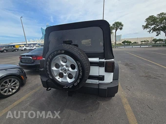 2016 Jeep Wrangler Unlimited Sport - miniatura 5