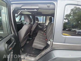 2016 Jeep Wrangler Unlimited Sport - miniatura 10