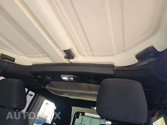 2016 Jeep Wrangler Unlimited Sport - miniatura 11