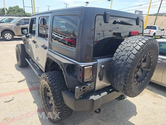 2016 Jeep Wrangler Unlimited Sport - miniatura 2
