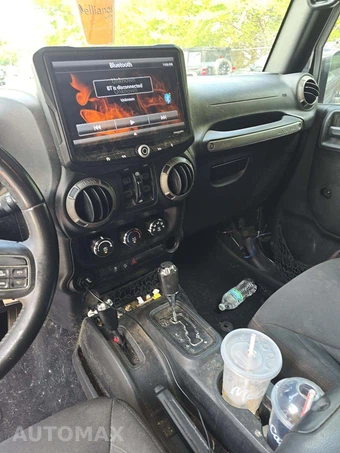 2016 Jeep Wrangler Unlimited Sport - miniatura 10