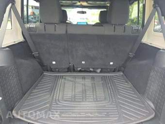 2016 Jeep Wrangler Unlimited Sport - miniatura 14