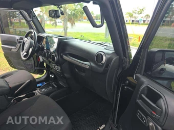2016 Jeep Wrangler Unlimited Sport - miniatura 19