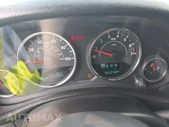 2016 Jeep Wrangler Unlimited Sport - miniatura 9