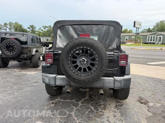 2016 Jeep Wrangler Unlimited Sport - miniatura 6