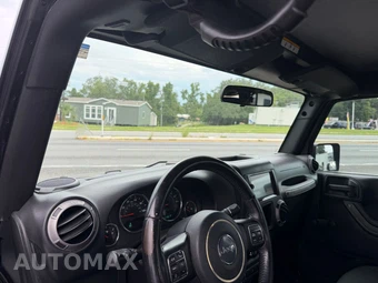 2016 Jeep Wrangler Unlimited Sport - miniatura 9