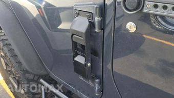 2016 Jeep Wrangler Unlimited Sport - miniatura 32