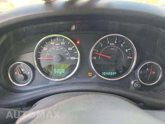 2016 Jeep Wrangler Unlimited Sport - miniatura 10