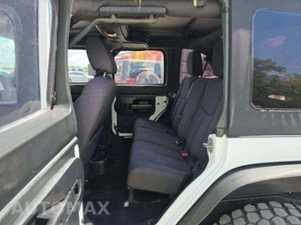 2016 Jeep Wrangler Unlimited Sport - miniatura 14